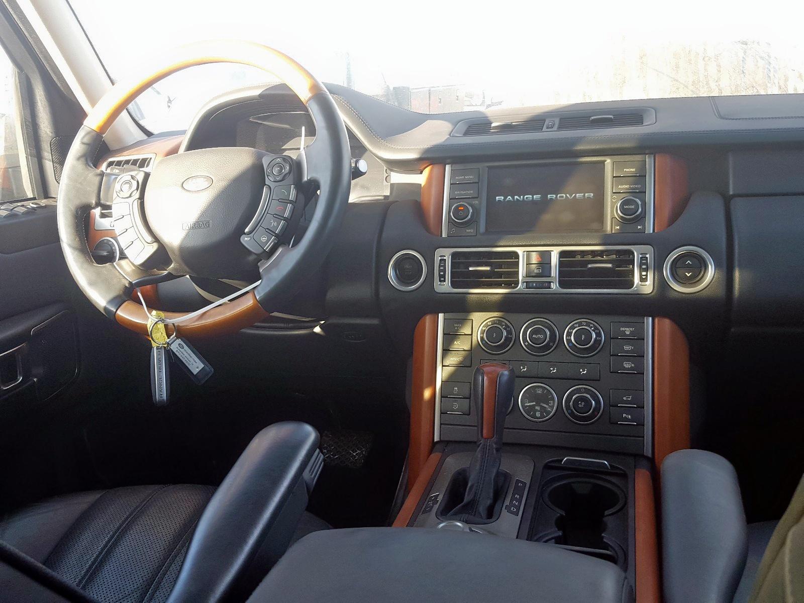 2011 Land Rover #9