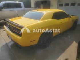 2017 Dodge Challenger #4