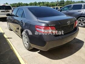 2011 Toyota Camry #3