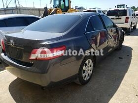 2011 Toyota Camry #4