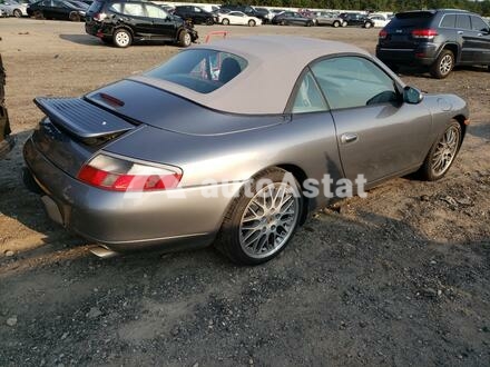 2001 Porsche #4