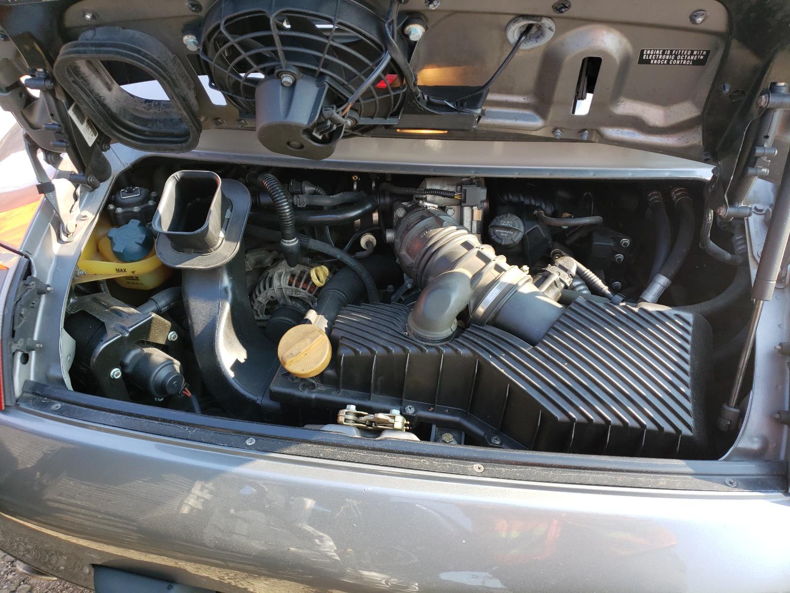 2001 Porsche #7
