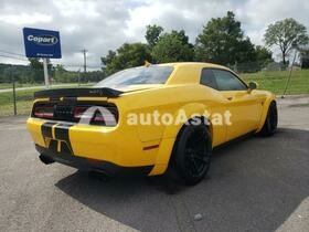 2017 Dodge Challenger #4