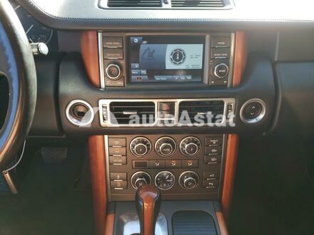 2011 Land Rover #9