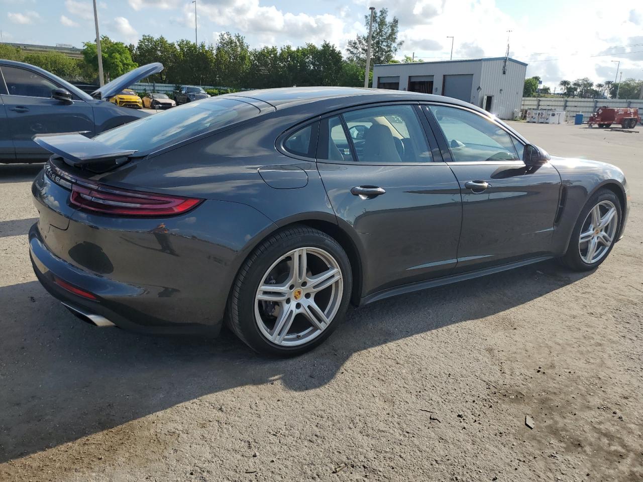 2018 Porsche #3
