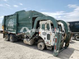 Peterbilt 520