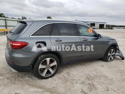 2019 Mercedes-Benz #3