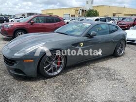 Ferrari FF
