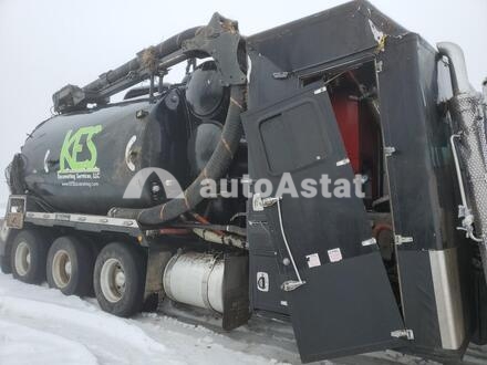 2017 Peterbilt #9