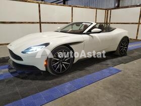 Aston Martin DB11