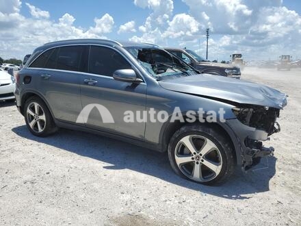 2019 Mercedes-Benz #4