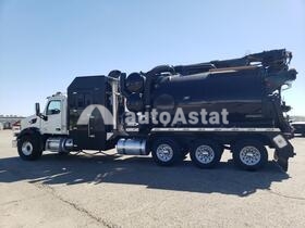 2017 Peterbilt 377 #3