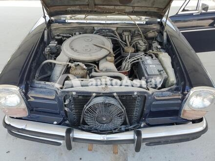 1972 Mercedes-Benz #11