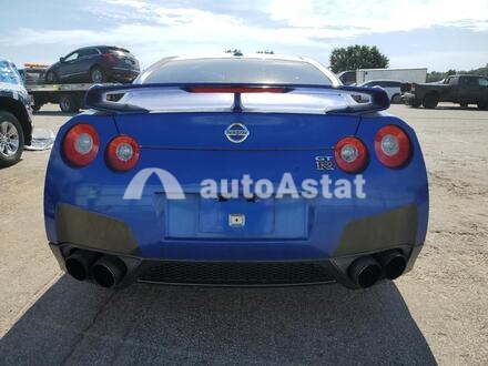 2010 Nissan #6