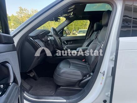 2023 Land Rover #8