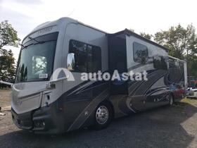 2022 Freightliner X-Line Motorhome #2