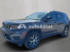 2023 Jeep Grand Cherokee #2