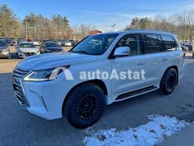 2017 Lexus LX 570 #2