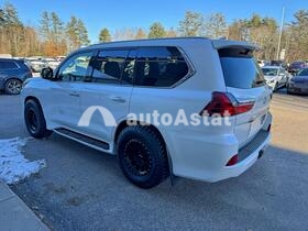 2017 Lexus LX 570 #3