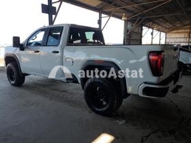 2023 GMC Sierra 2500HD #2