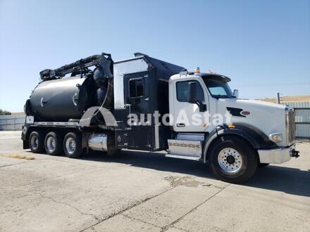 2017 Peterbilt #1