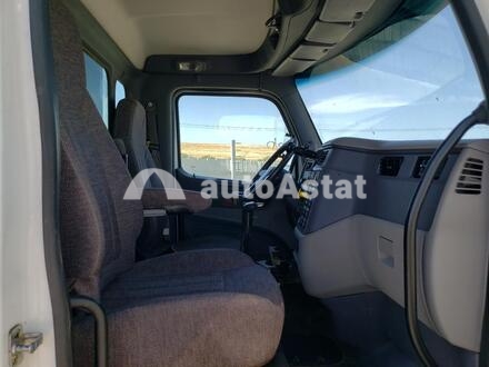 2017 Peterbilt #5