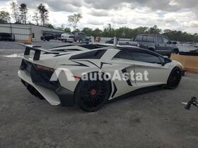 2017 Lamborghini Aventador #3