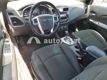 2012 Chrysler #8