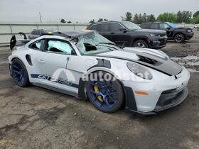 2025 Porsche 911 #4