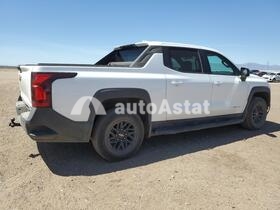 2024 Chevrolet Silverado EV #3