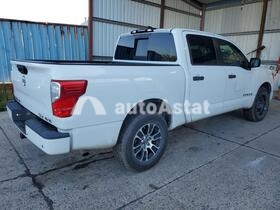 2024 Nissan Titan #3