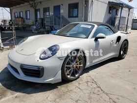 2018 Porsche 911 #65395935