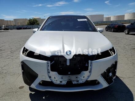 2024 BMW #5