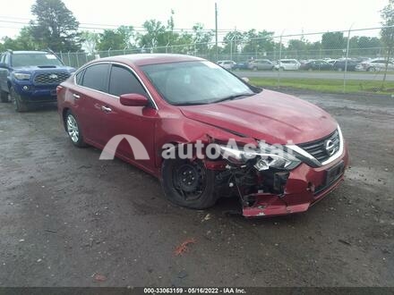 2017 Nissan #1