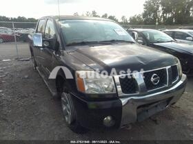Nissan Titan
