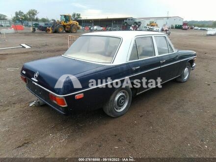 1972 Mercedes-Benz #4