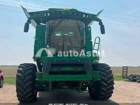 John Deere S770