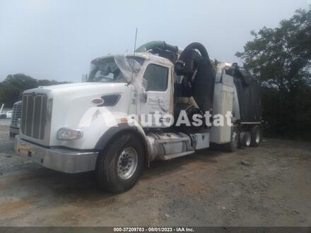 2018 Peterbilt #1