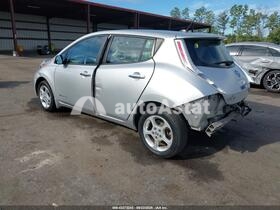 2015 Nissan Leaf #3