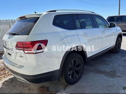 2018 Volkswagen #4