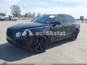 2019 Bentley Bentayga #2