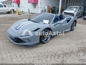 2022 Ferrari F8 Spider #2