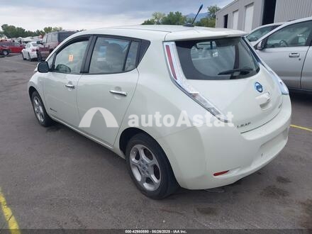 2012 Nissan #3