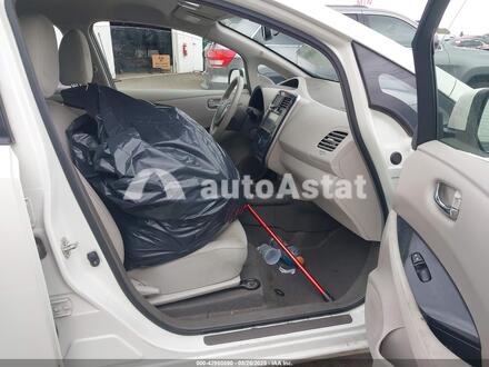 2012 Nissan #5