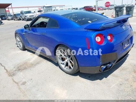 2010 Nissan #3