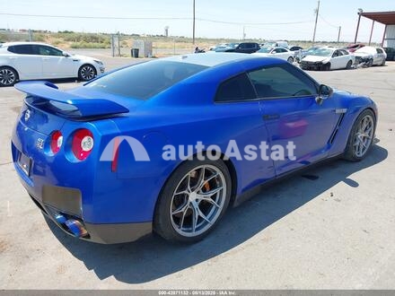 2010 Nissan #4
